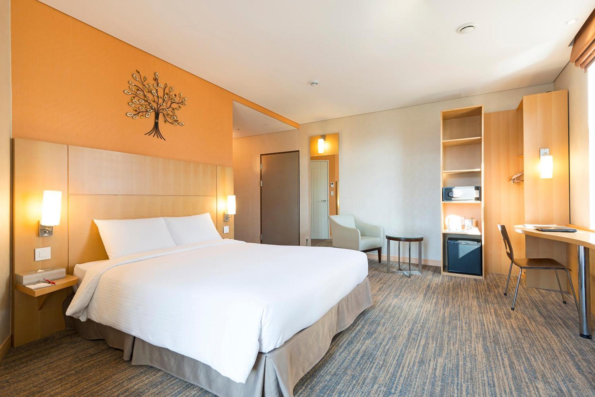 Ibis Ambassador Busan City Centre Екстериор снимка