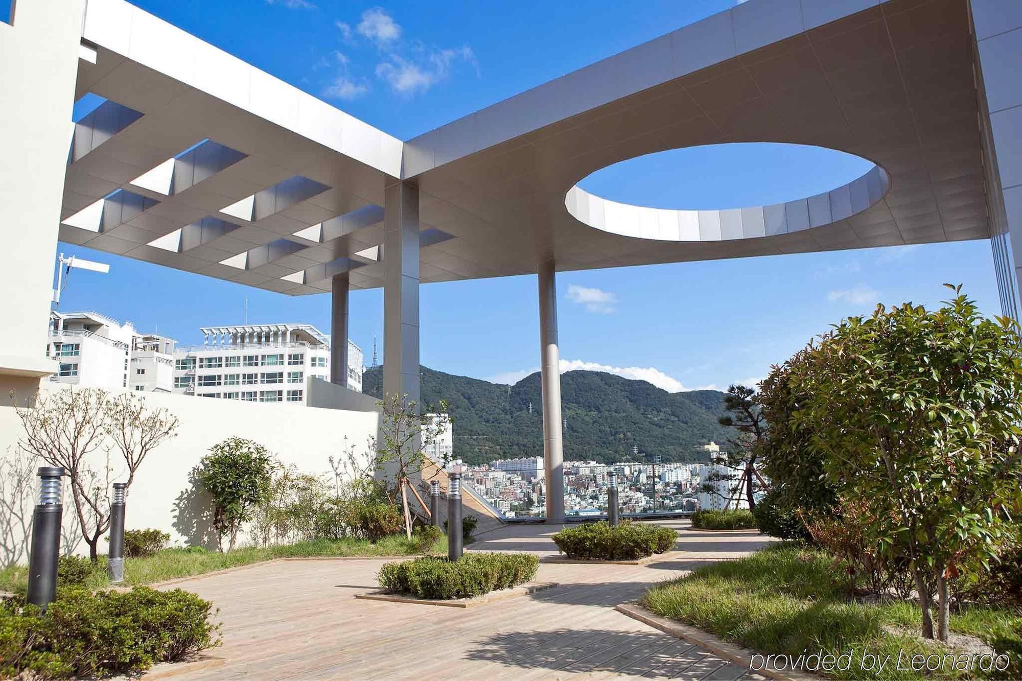 Ibis Ambassador Busan City Centre Екстериор снимка