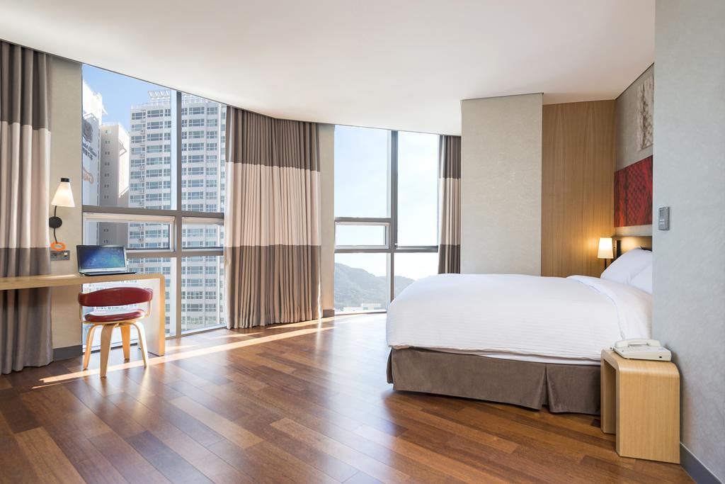 Ibis Ambassador Busan City Centre Екстериор снимка
